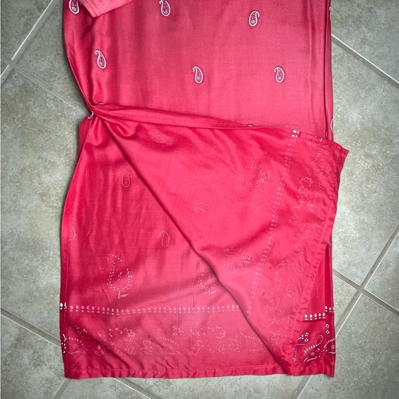 Ombré Red Paisley Skirt | Small - Picture 4 of 7